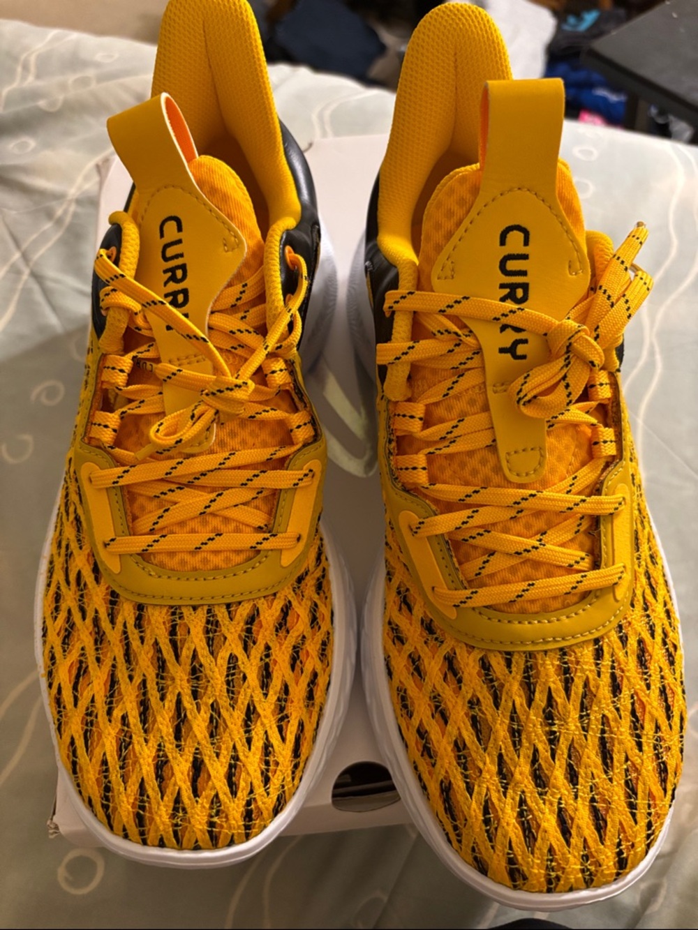 Men's Athletic Sneakers Performance Yellow